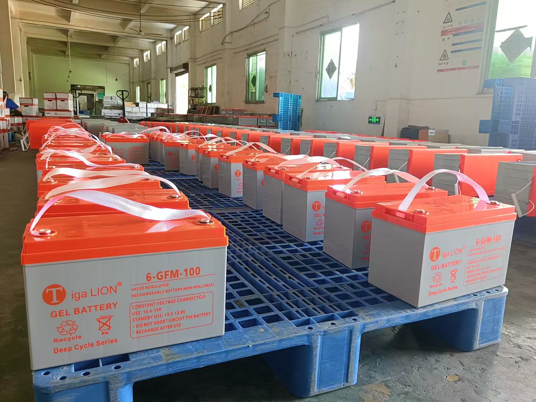  The Hottest and Popular solar battery in African solar market 12V 100AH Valve Regulated Lead acid Battery